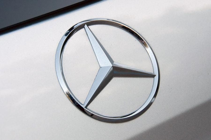  Mercedes-Benz ML63 AMG 2012 года  (фото 42 из 70)